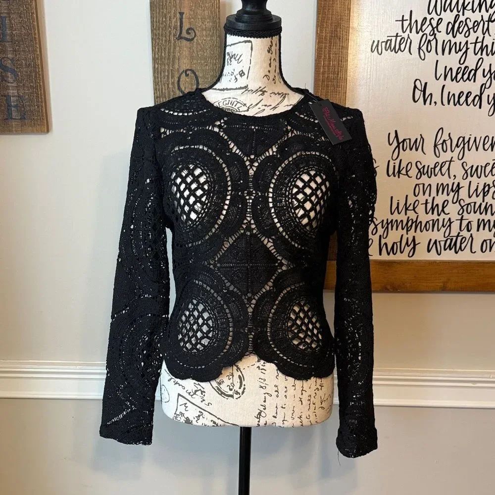 Hot Miami Styles Black Crochet Lace Blouse